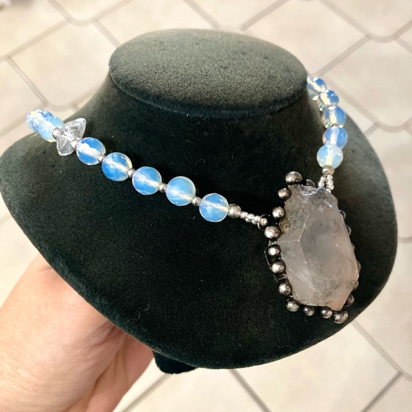Herkimer diamond crystal quartz & iridescent blue opalite beads boho necklace - Picture 5 of 14